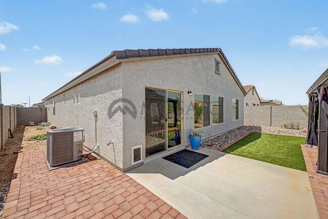 Building Photo - 1304 W Inca Dr