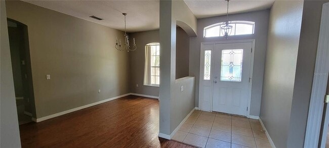 Building Photo - 3504 Somerset Cir