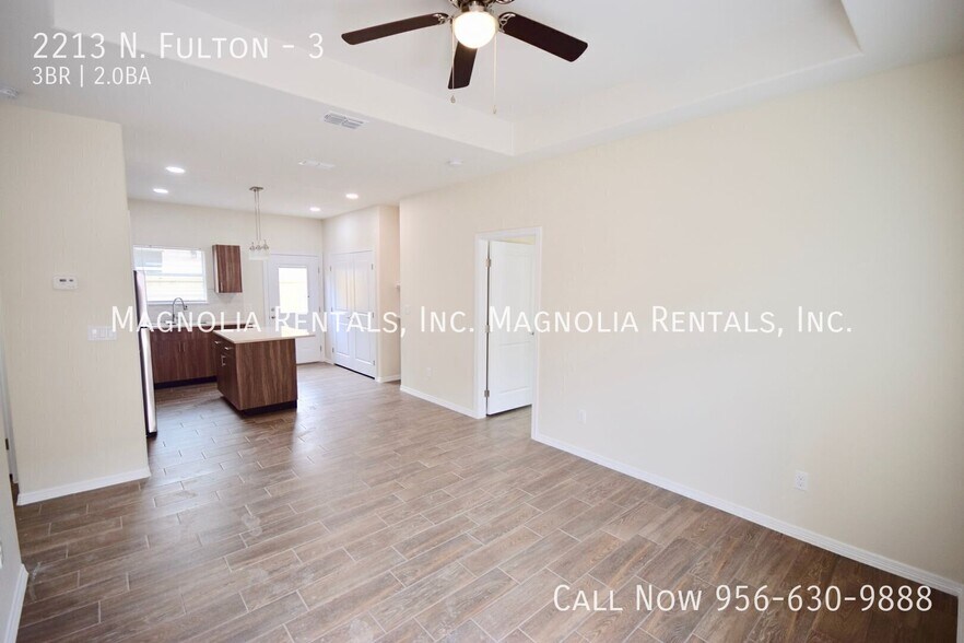 Building Photo - 2213 N. Fulton-3