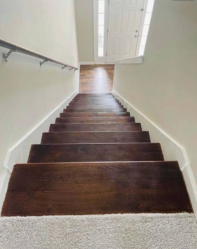 Building Photo - 1424 Oxpens Rd