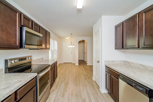 Building Photo - Somerset Trails - 9331 Green Flora Ct, San...