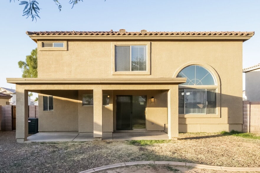 Building Photo - 7925 W Claremont St