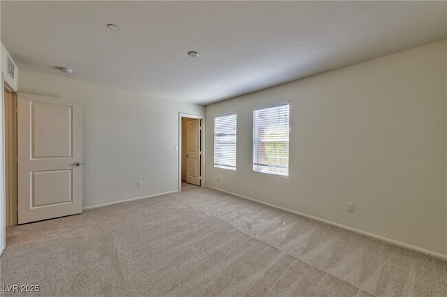 Building Photo - 156 Fulgora St