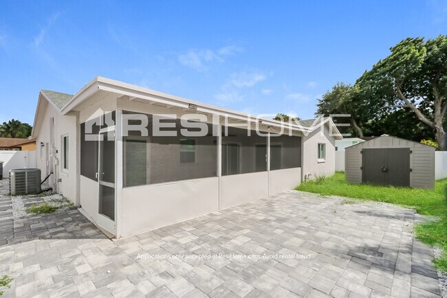 Building Photo - HOME FOR RENT!! ONE MONTH FREE!!