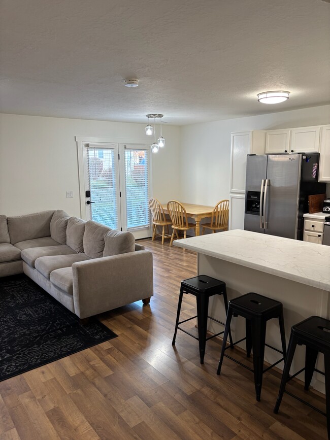 Building Photo - 1262 Bridalwood Lp