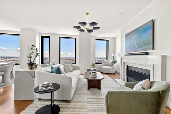 Building Photo - 110 New Sudbury St