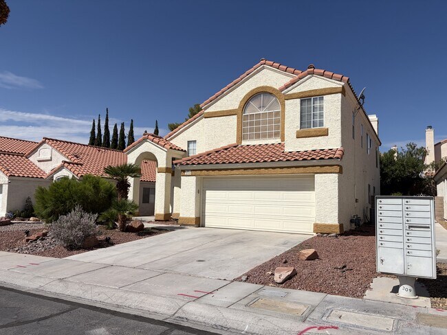 Building Photo - 2713 Brienza Way