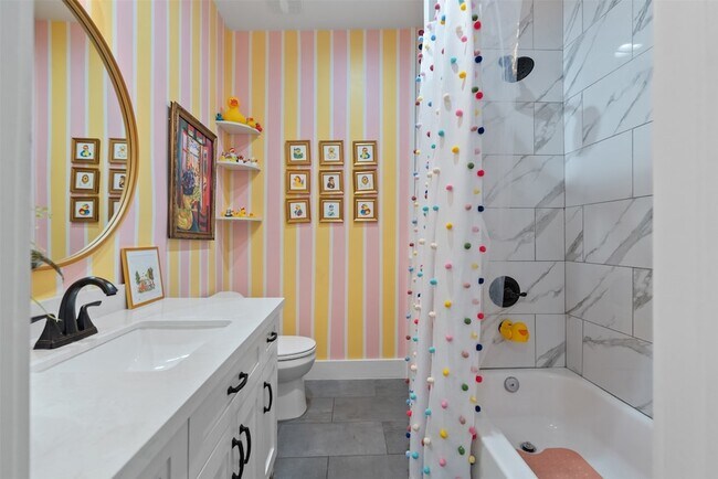 Building Photo - 4503 McKinney St