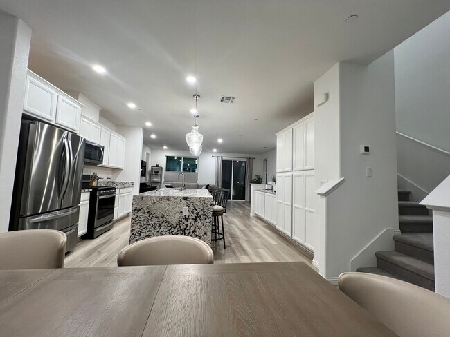 Building Photo - 24157 Amaranth Loop