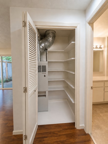 Furnace/pantry - 6069 Fircrest St SE