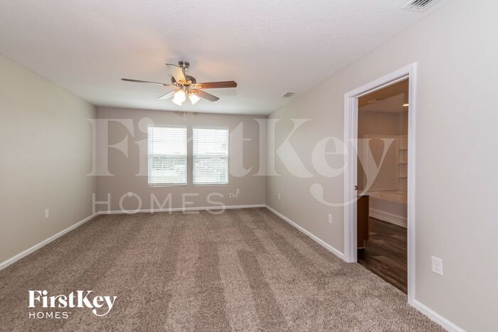 Building Photo - 12233 Glimmer Wy
