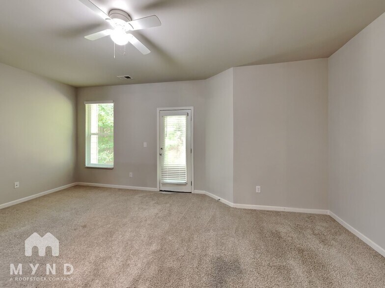 Building Photo - 2650 Parrish Ct