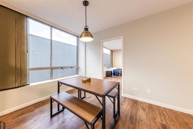 Building Photo - 1212 Guadalupe St