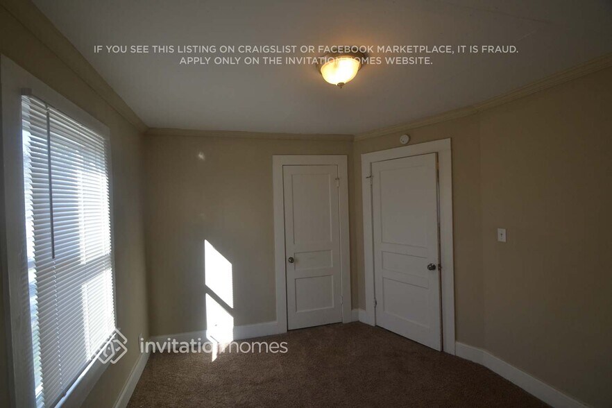 Building Photo - 1908 Whitsett St