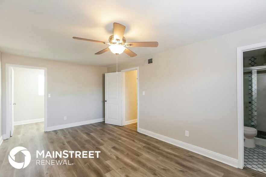 Building Photo - 6237 S 44th St