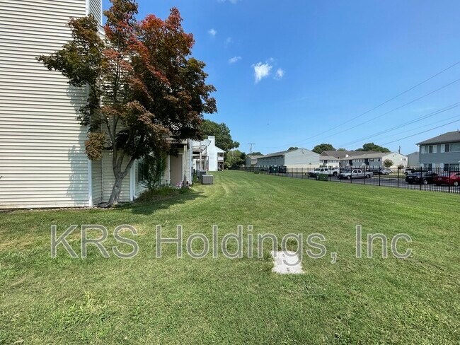Building Photo - 60B Emeraude Plage