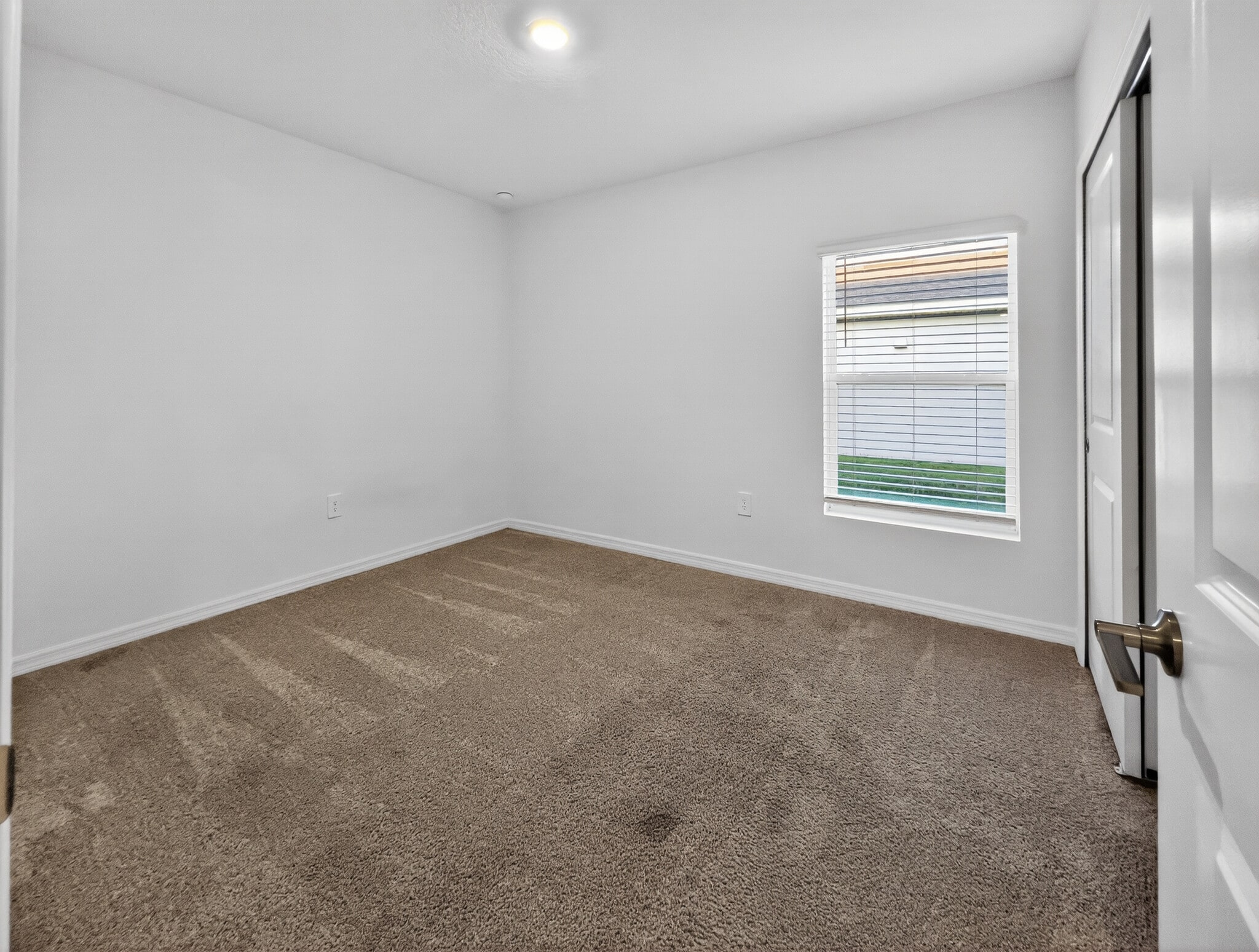 Building Photo - 3917 Southern Vista Loop