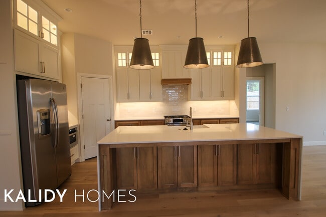 Building Photo - 1891 Lytal Ln