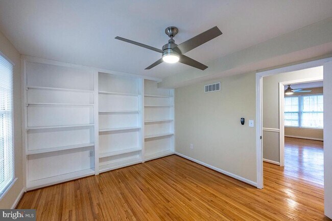 Building Photo - 5035 Timberwood Trail