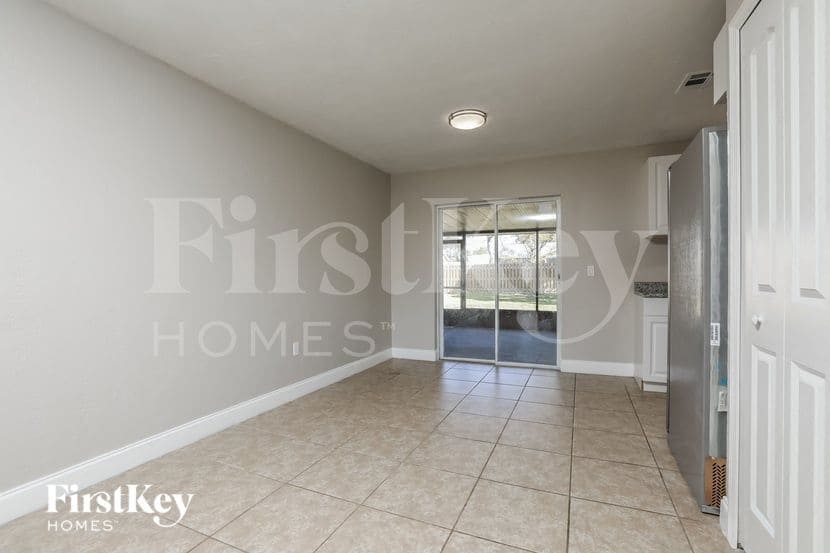 Building Photo - 786 Vercelli St