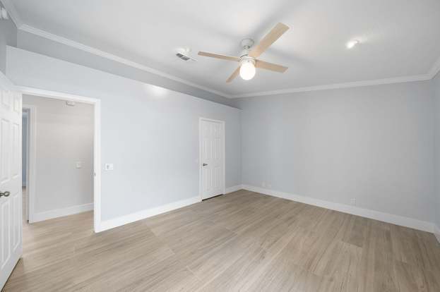 Building Photo - 54140 Avenida Mendoza
