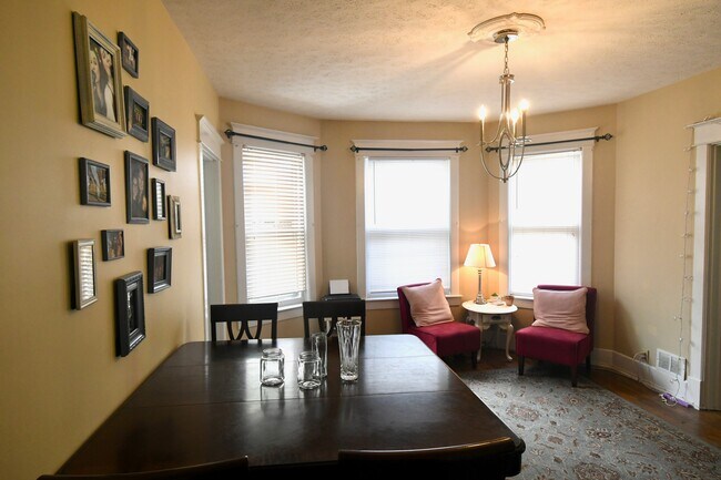 Sunny seating in the dining room - 2027 Baringer Ave