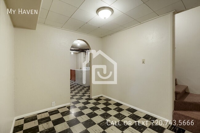 Building Photo - 4410 Teller St
