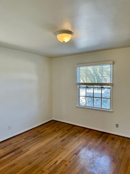Bedroom 1 - 414 Grand Blvd