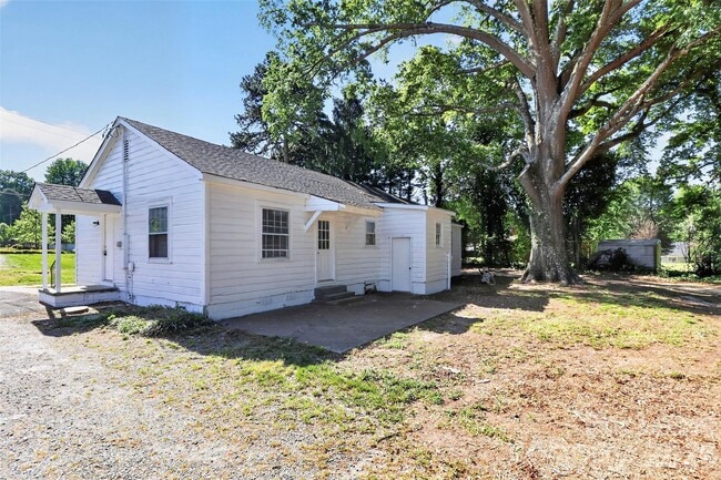 Building Photo - 4812 E W.T. Harris Blvd