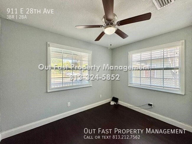 Building Photo - 911 E 28th Ave