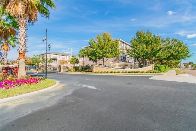 Building Photo - 2503 Middleton Grove Dr