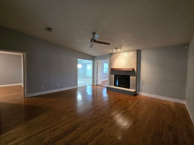 Building Photo - COMING SOON!