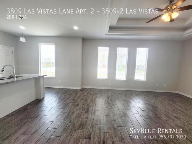 Building Photo - 3809 Las Vistas Ln