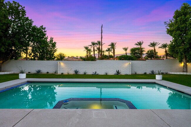 Building Photo - 76817 Manor Ln