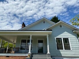 Building Photo - 530 Lockland Ave