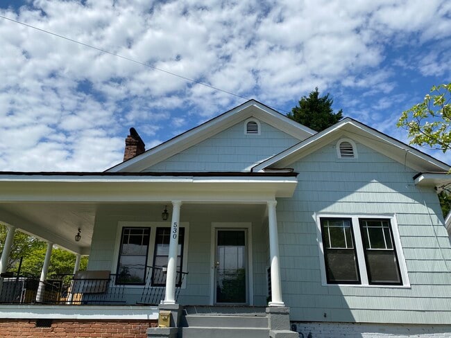 Building Photo - 530 Lockland Ave