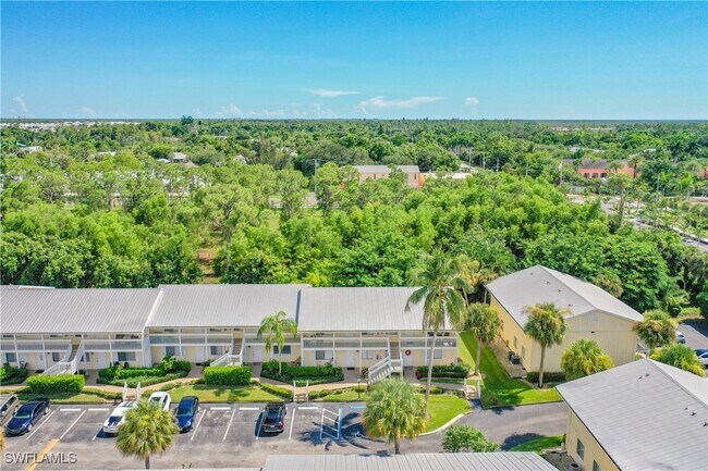 Building Photo - 4625 Bayshore Dr