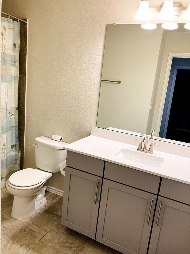 Building Photo - 14012 Eucalyptus Bnd
