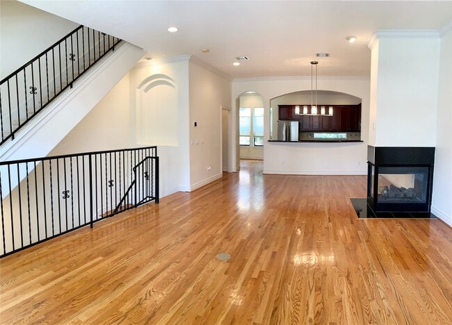 Building Photo - 1403 Rosedale St