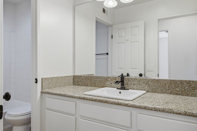 Building Photo - Stylish 3-Bedroom Home with Mountain Views & Attached 2-Car Garage