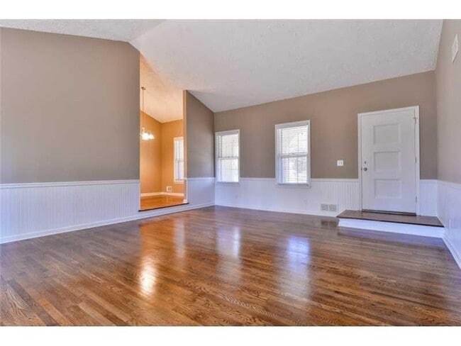 Building Photo - 3958 Plumcrest Cir SE