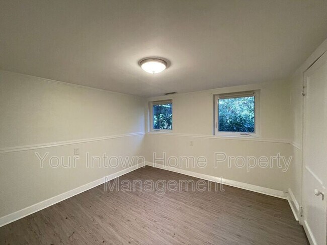 Building Photo - 1876 Mason Mill Rd