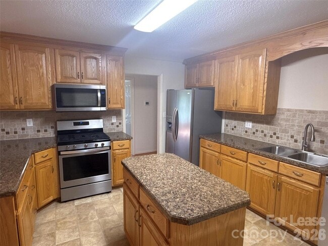 Building Photo - 1131 Kendrick Rd