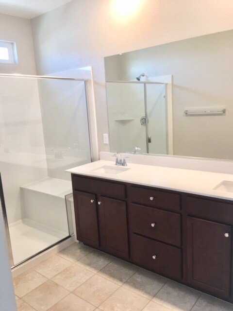 Building Photo - Natomas Crossing Nearly New Rental w/4 Bedrooms