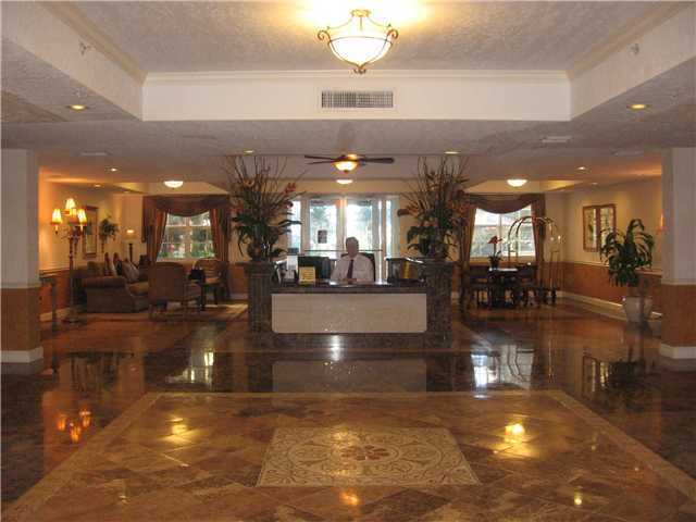 Building Photo - 1801 N Flagler Dr