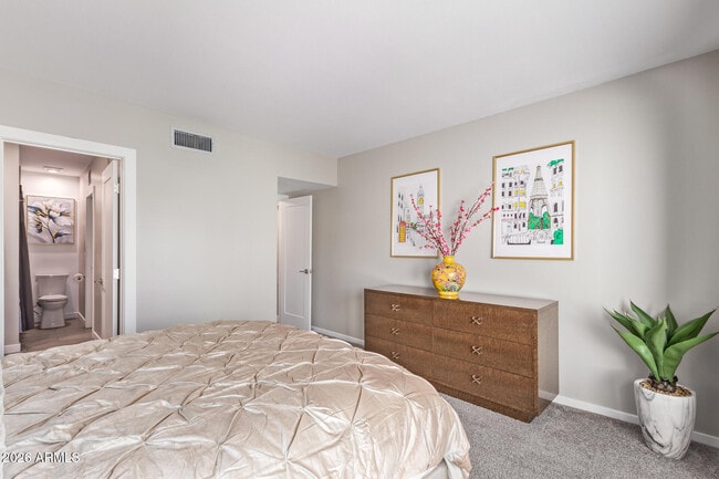 Building Photo - 4655 E Monte Way