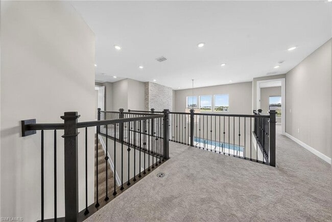 Building Photo - 20060 Hartford Blvd