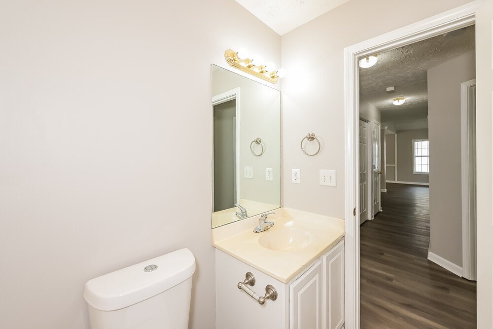 Building Photo - 9385 Eagles Landing Dr