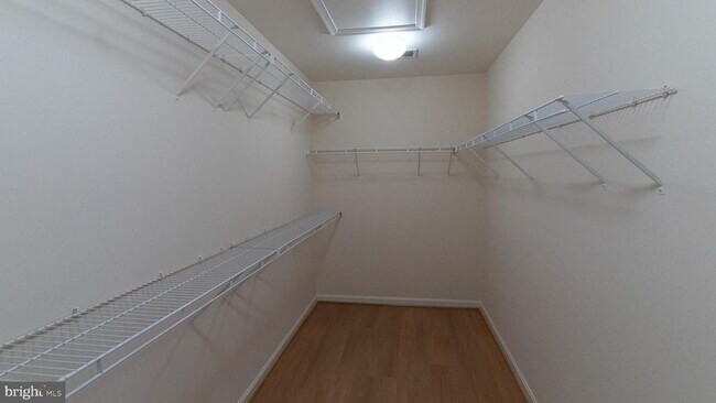 Building Photo - 14271 Legend Glen Ct