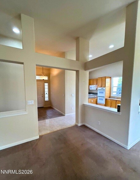 Building Photo - 7326 La Costa St